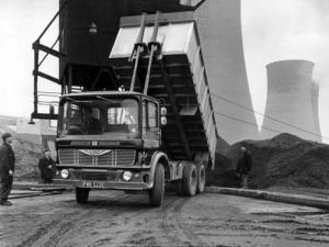 Albion Super Reiver 20 RE33 6x4 Tipper 1966 года